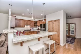 Photo #6: 6169111 Listing 