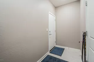 Photo #6: 6169165 Listing