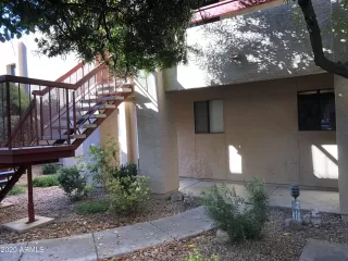 Photo #5: 6169190 Listing