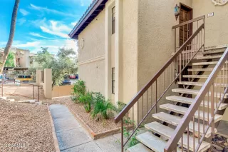 Photo #5: 6169397 Listing 