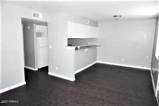 Photo #3: 6169553 Listing