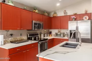 Photo #3: 6169581 Listing 