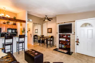 Photo #2: 6169692 Listing