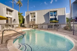 Photo #4: 6169759 Listing 