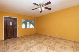 Photo #2: 6169788 Listing