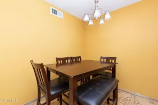 Photo #6: 6169788 Listing