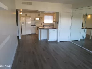 Photo #4: 6169845 Listing