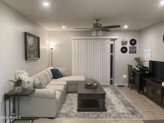 Photo #2: 6169870 Listing