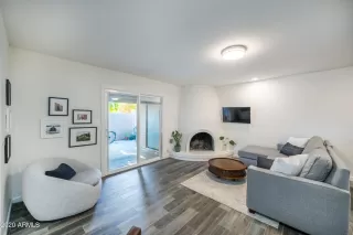 Photo #4: 6169948 Listing 