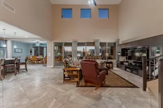 Photo #5: 6169964 Listing 