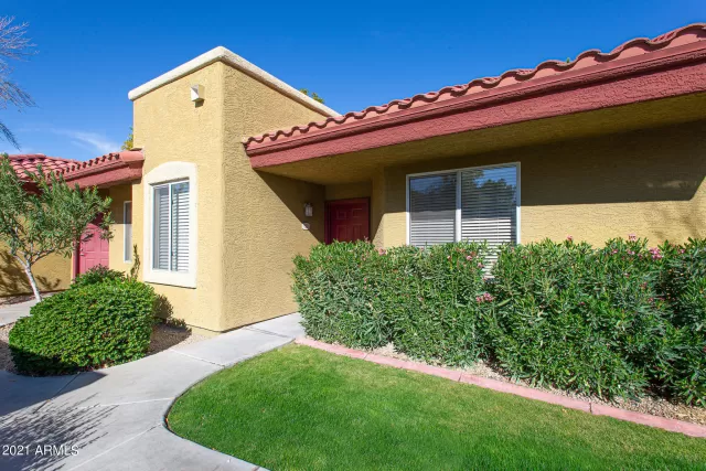 MLS: 6170042 Condo For Sale