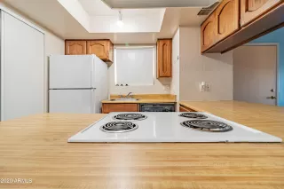 Photo #5: 6170057 Listing