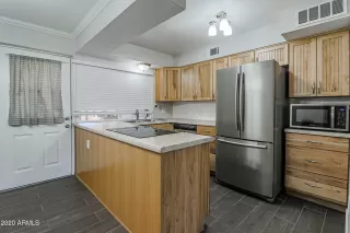 Photo #2: 6170086 Listing 