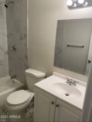 Photo #6: 6170233 Listing 