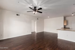 Photo #5: 6170359 Listing