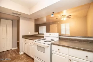 Photo #2: 6170383 Listing
