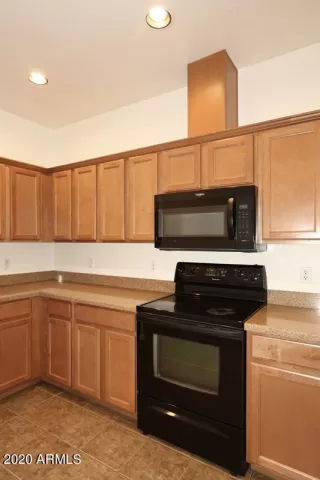 Photo #6: 6170431 Listing 