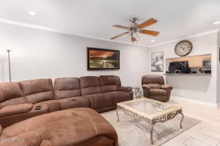 Photo #2: 6170494 Listing