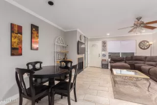 Photo #6: 6170494 Listing