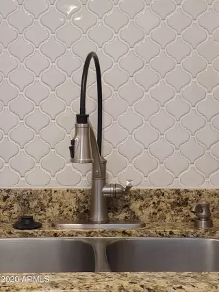 Photo #5: 6170633 Listing