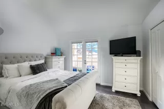 Photo #6: 6170683 Listing