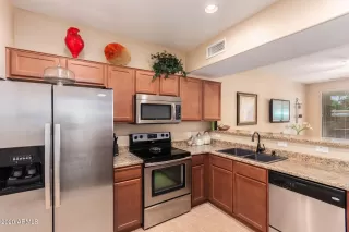 Photo #3: 6170743 Listing 