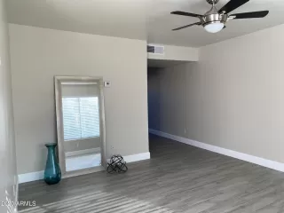 Photo #5: 6170921 Listing