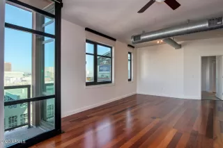 Photo #4: 6170982 Listing