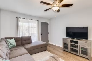 Photo #2: 6171187 Listing