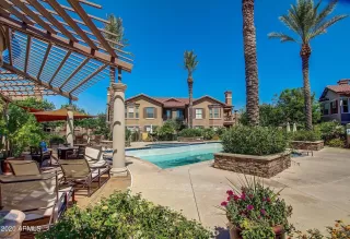 Photo #2: 6171191 Listing