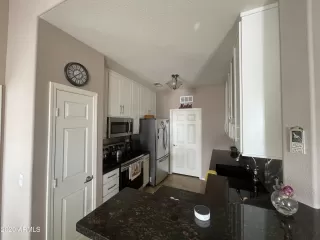 Photo #4: 6171191 Listing