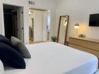 Photo #2: 6171240 Listing