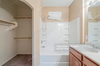 Photo #5: 6171276 Listing