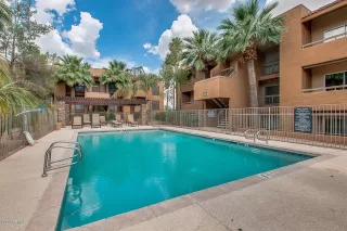 Photo #5: 6171497 Listing