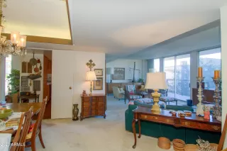 Photo #4: 6171765 Listing 