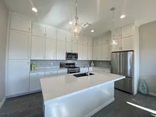 Photo #6: 6171774 Listing