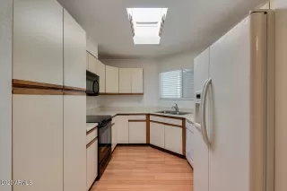 Photo #2: 6171812 Listing