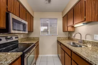 Photo #6: 6171970 Listing 