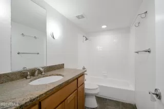 Photo #6: 6171972 Listing