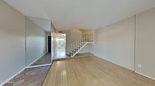 Photo #2: 6171974 Listing