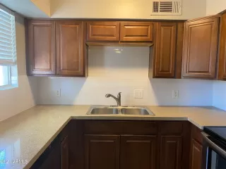 Photo #3: 6172065 Listing