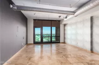 Photo #5: 6172081 Listing