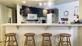 Photo #6: 6172149 Listing