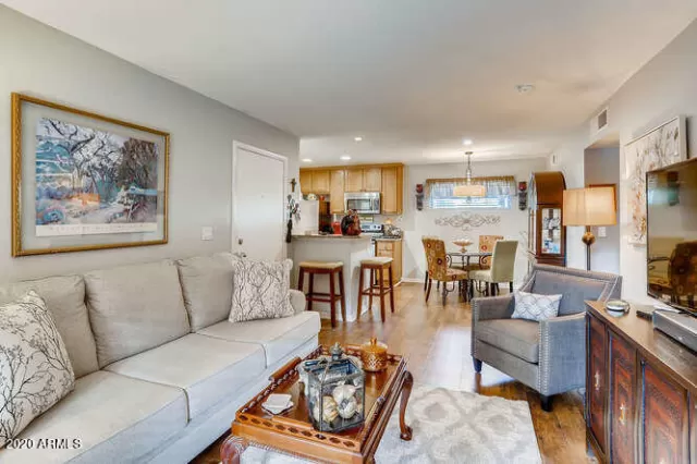 MLS: 6172295 Condo For Sale