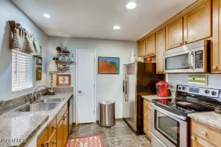 Photo #3: 6172295 Listing