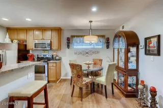 Photo #4: 6172295 Listing