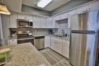 Photo #6: 6172446 Listing