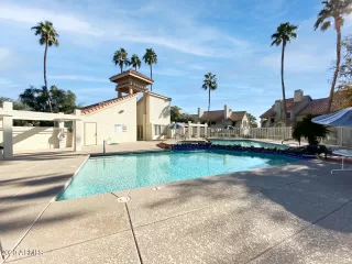 Photo #6: 6172604 Listing