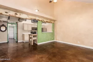 Photo #2: 6172617 Listing