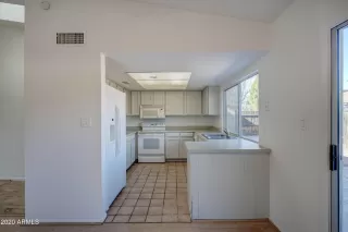 Photo #5: 6172690 Listing 